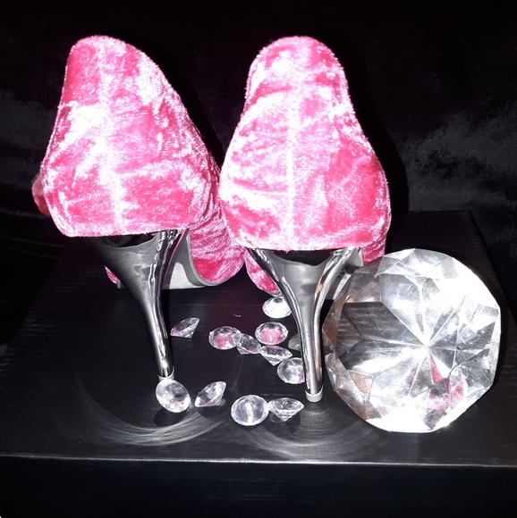 Pink Velvet Heels - Picture 3 of 4
